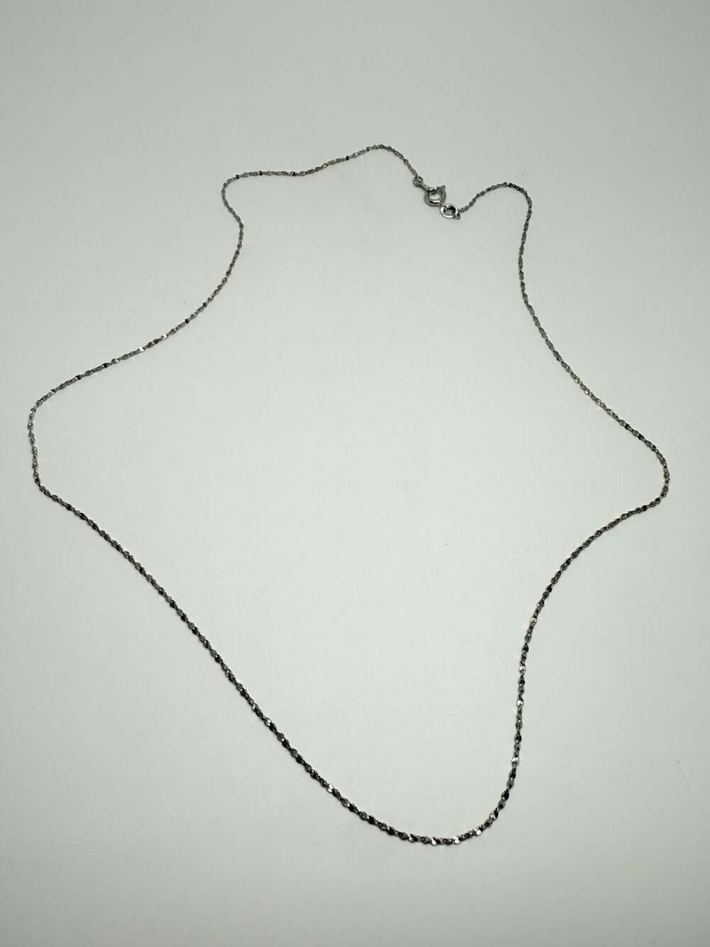 18K Gold Plated Chain Necklace Silver Tone